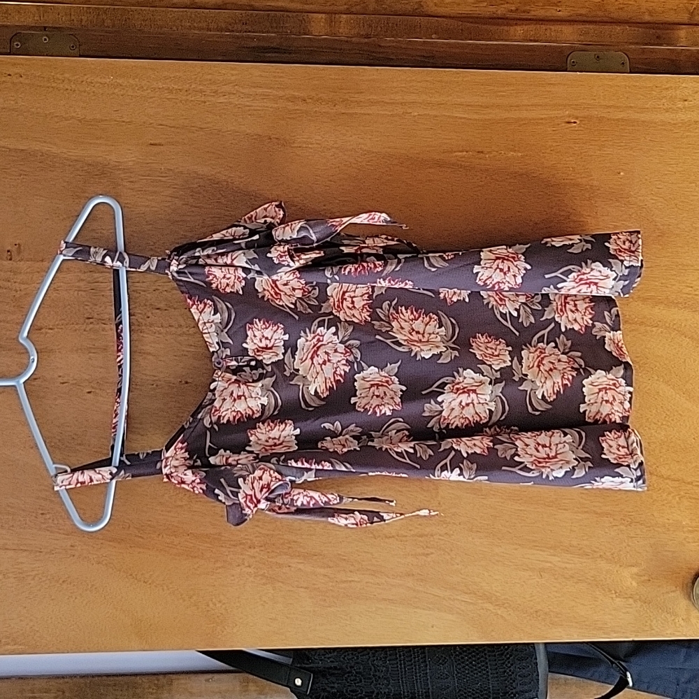 Amaryllis Tank Top